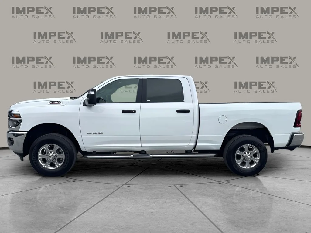 Used 2026 White Ram Big Horn image 2