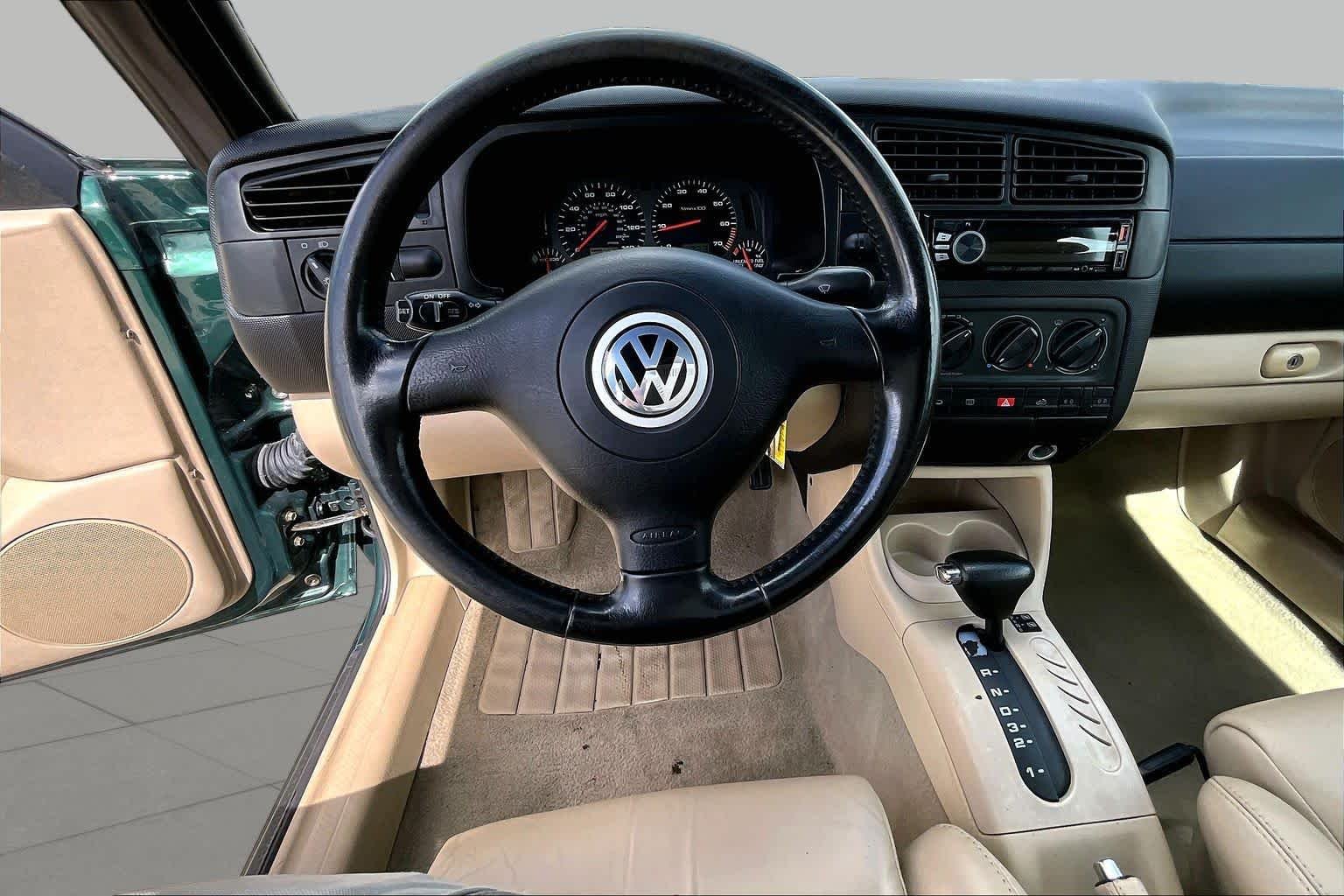 Used 2000 Bright Green Pearl Volkswagen GLS image 5