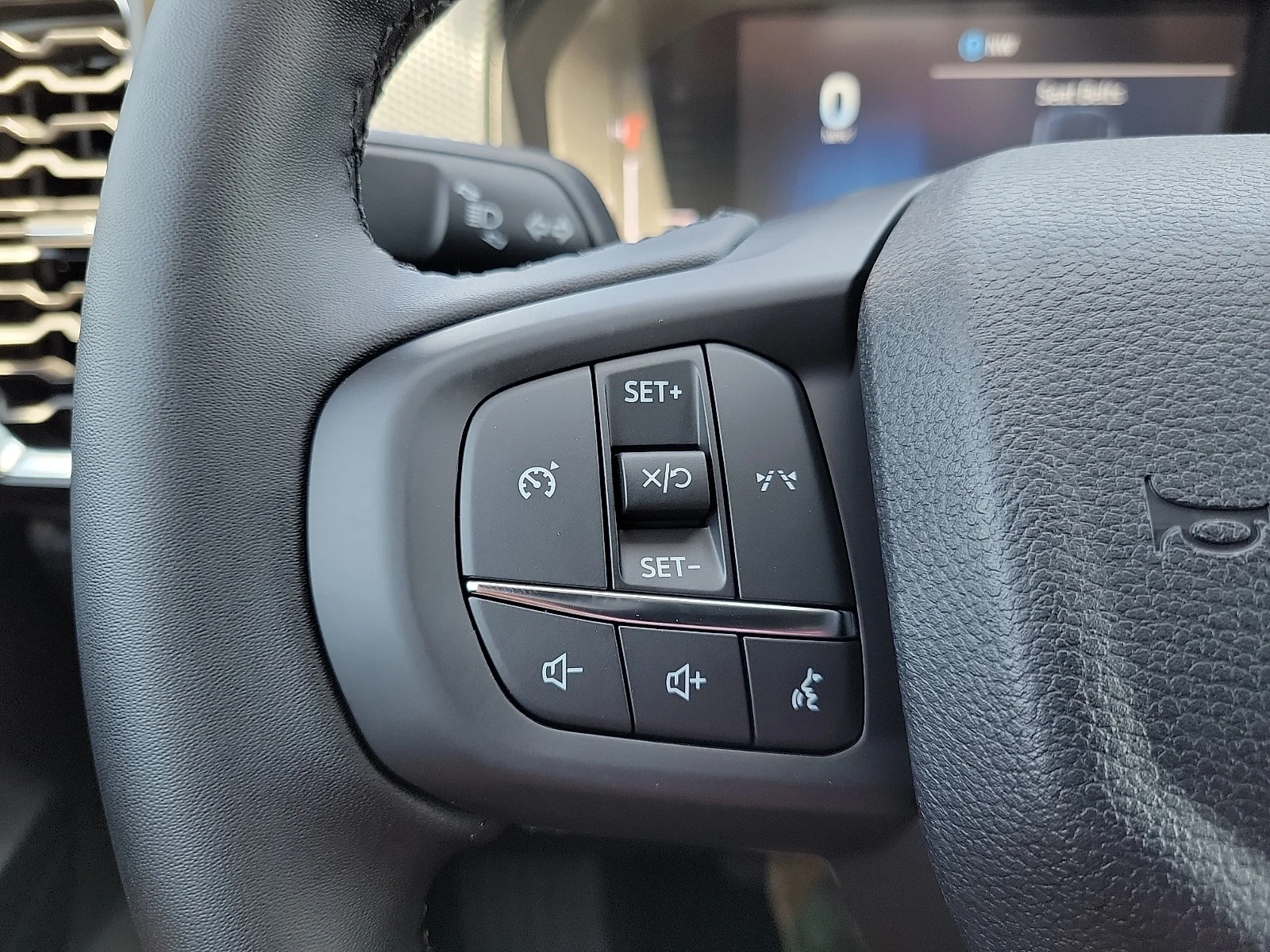 New 2026 Oxford White Ford XLT image 20