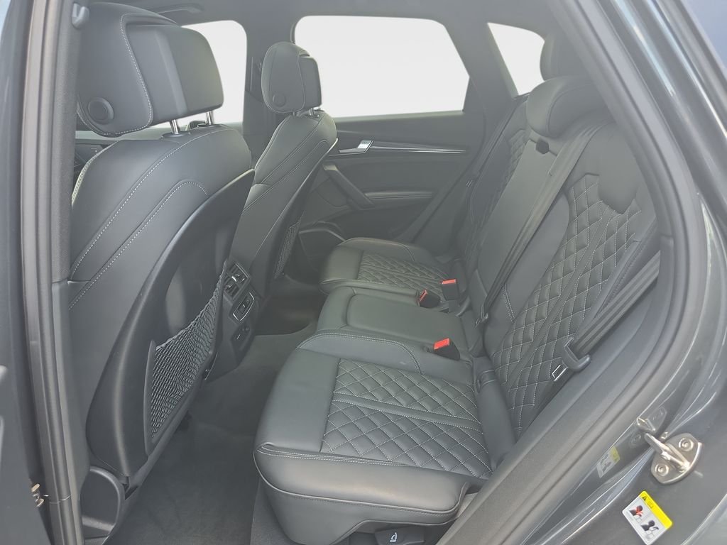 Used 2023 Gray Audi Premium Plus image 27