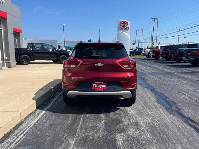 Used 2022 Crimson Metallic Chevrolet LT image 3