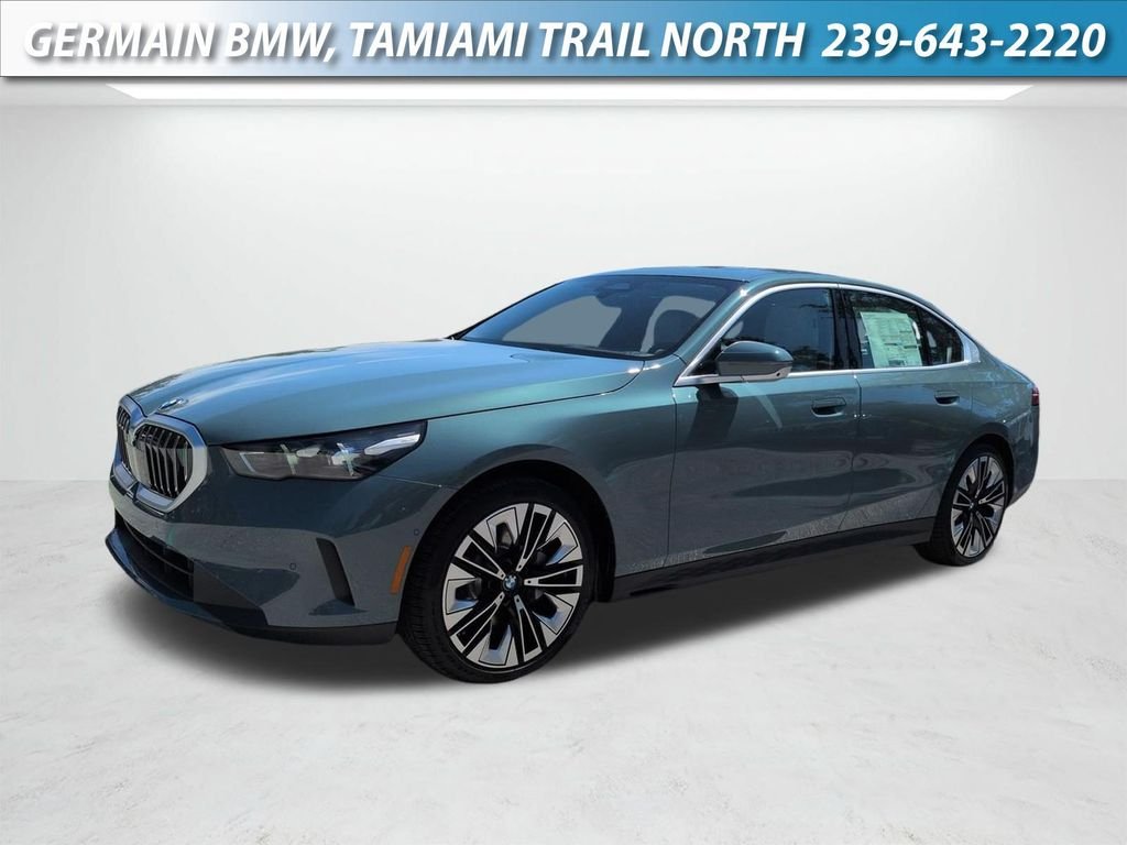 New 2027 Cape York Green Metallic BMW 530i xDrive image 1