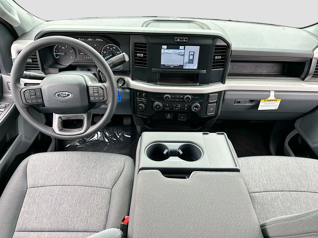 2026 Ford F-350 Super Duty XL - Photo 8