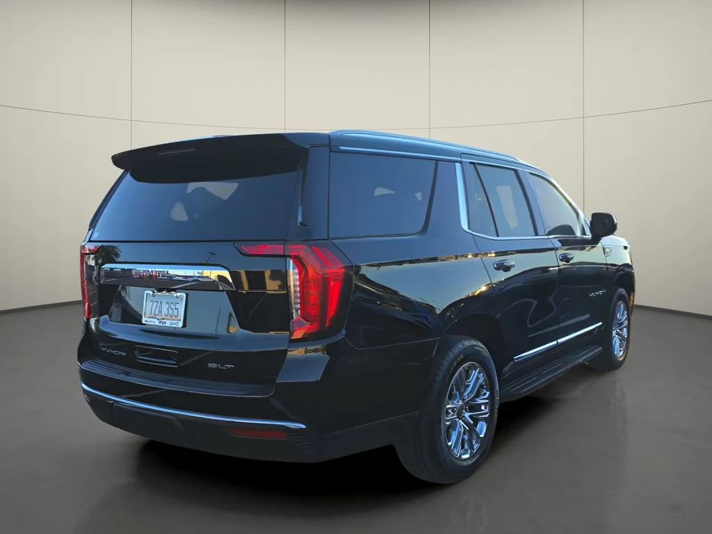 Used 2024 Onyx Black GMC SLT image 8