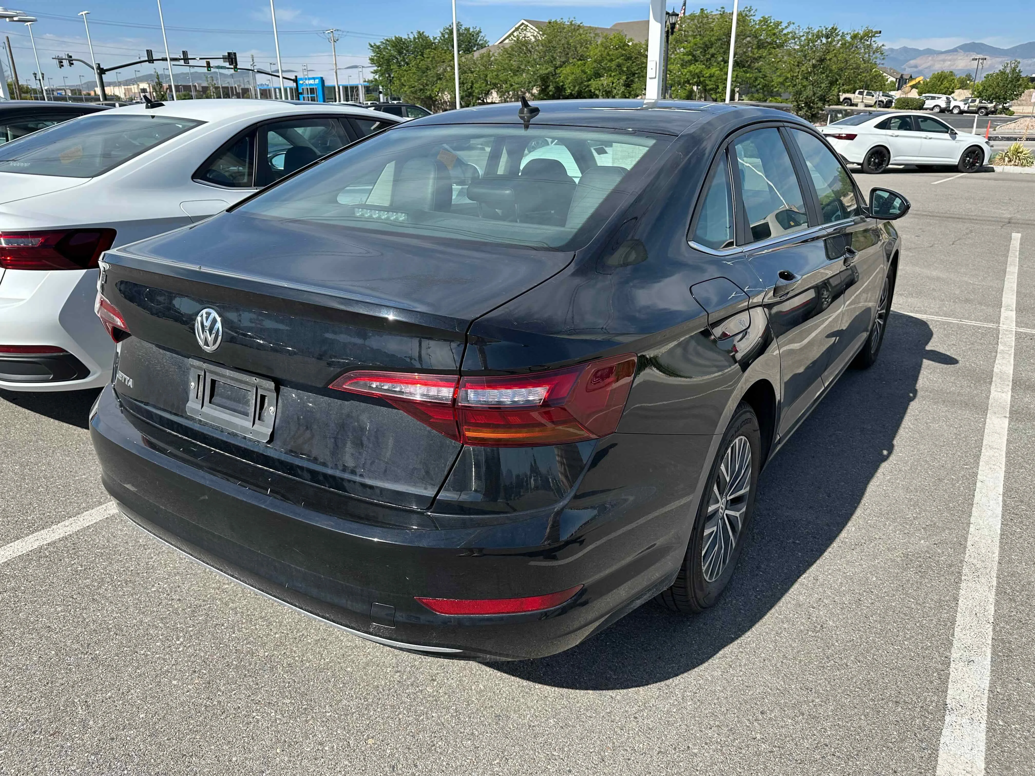 Used 2019 Black Volkswagen 1.4T SE image 4
