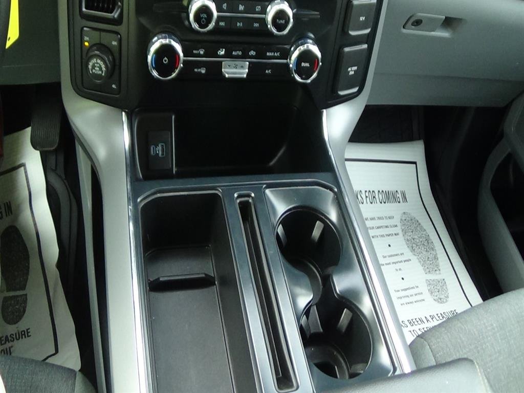 Certified Used 2024 Agate Black Um Ford XLT image 28