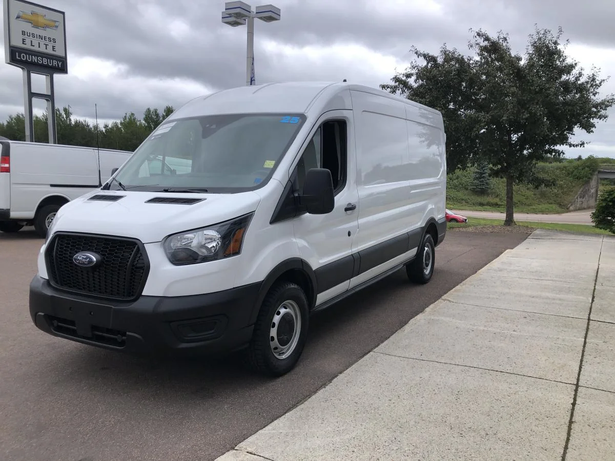 Used 2025 White Ford T-250 148" Med Rf 9070 GVWR RWD image 5