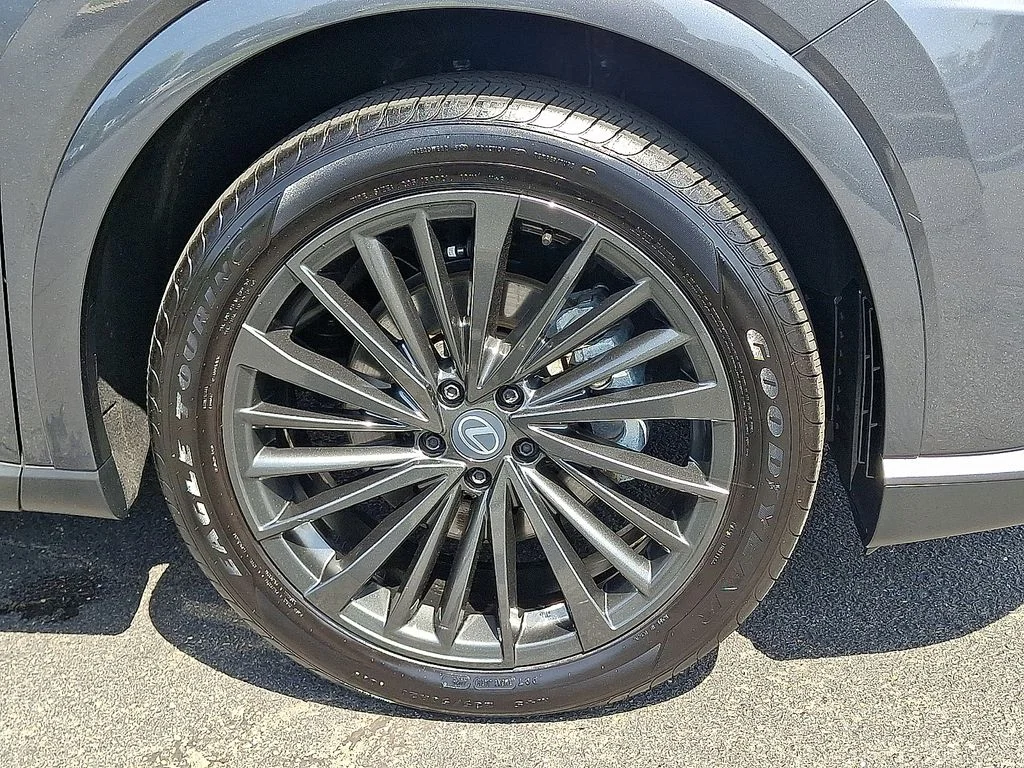 Used 2026 Gray Lexus 350h Premium image 24