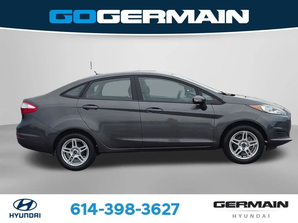 Used 2019 Gray Ford SE image 7