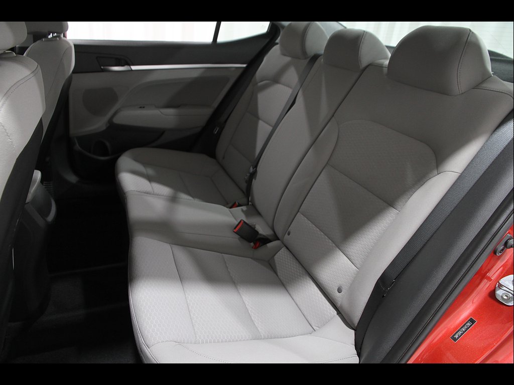 Used 2019 Scarlet Red Hyundai SEL image 16