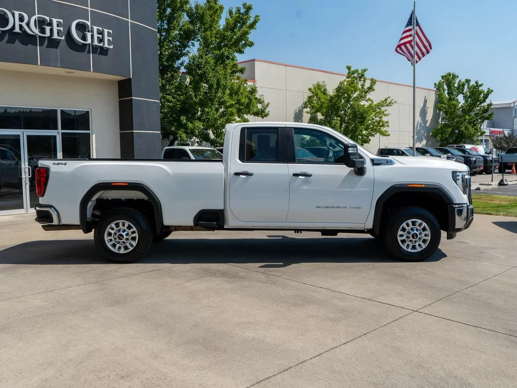 Used 2024 Summit White GMC Pro image 8