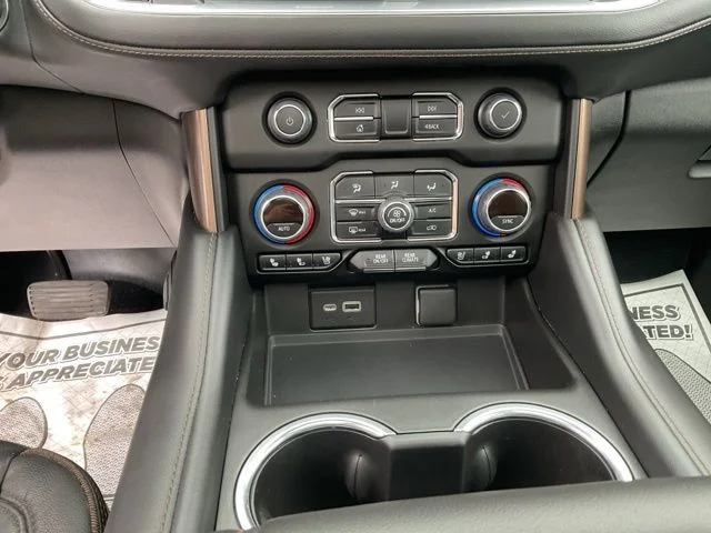 Used 2022 Black Chevrolet High Country image 36