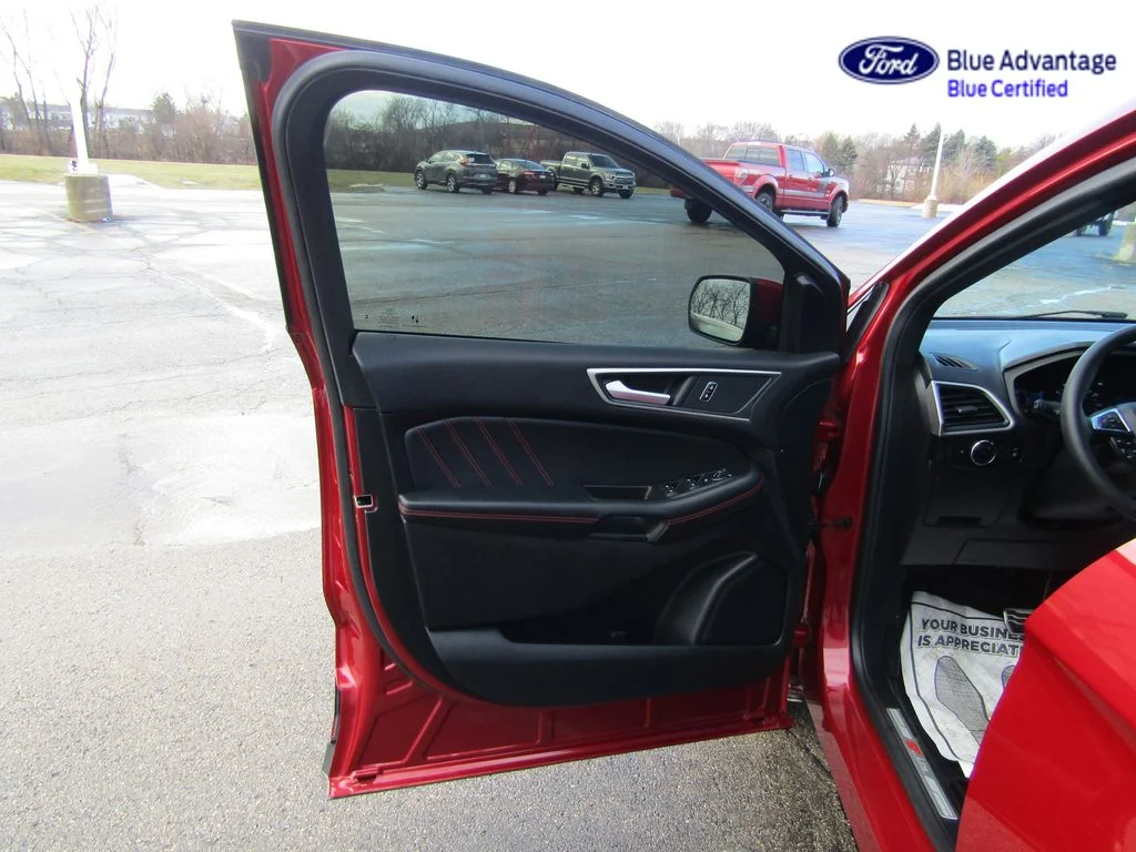 Certified Used 2024 Rapid Red Metallic Tinted Clearcoat Ford ST Line image 27