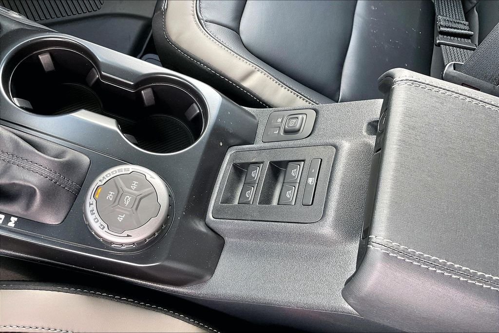 New 2026 Ford Bronco Outer Banks 4D Sport Utility