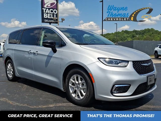 Used 2024 Silver Chrysler Touring L image 1