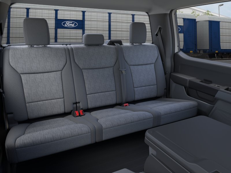New 2026 Oxford White Ford XL image 11