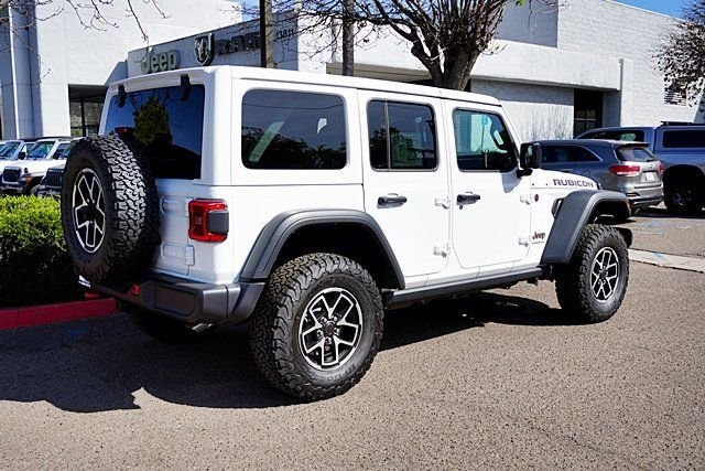 New 2026 Bright White Clear-Coat Exterior Paint Jeep Rubicon image 9