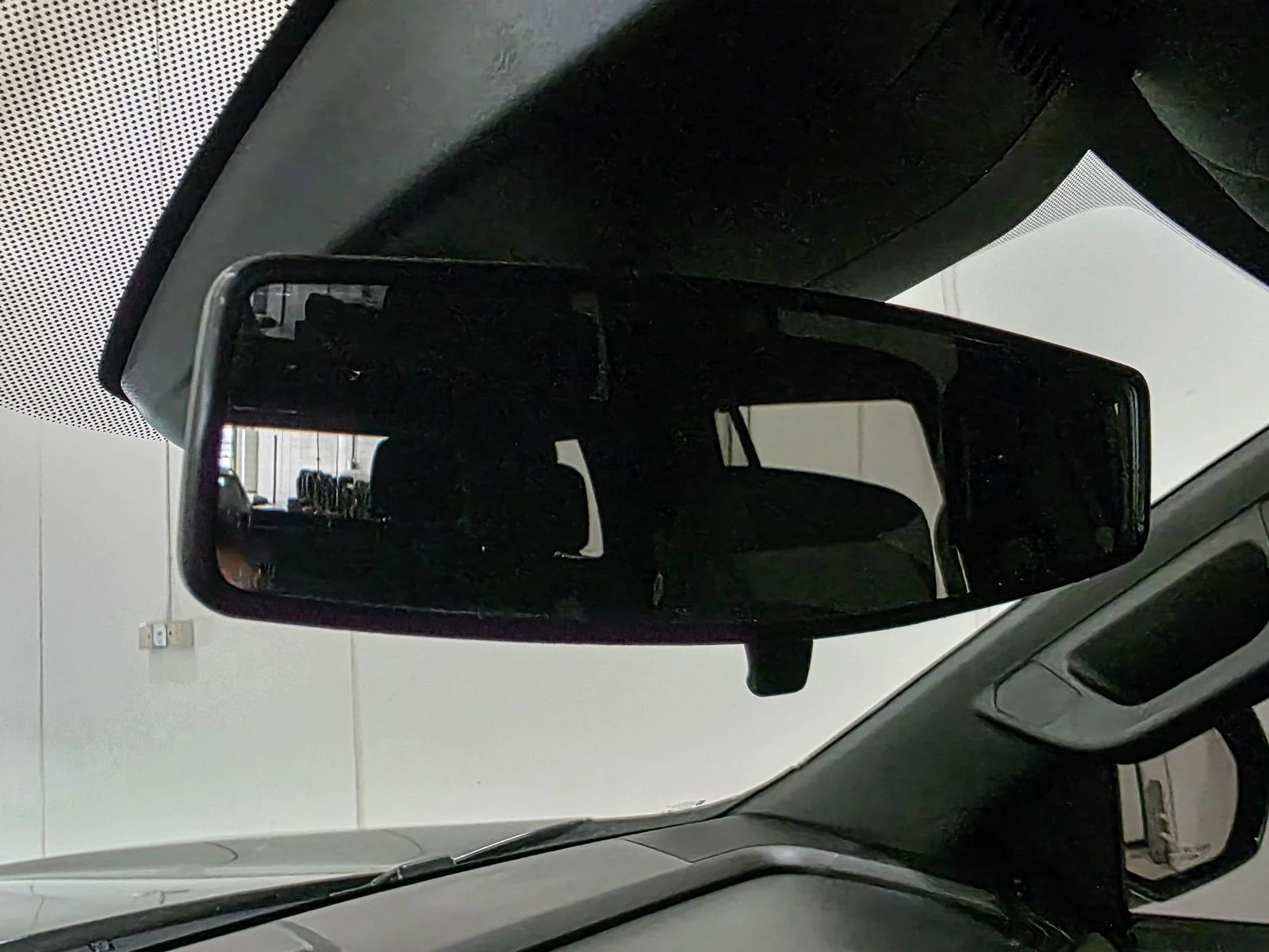 2025 Chevrolet Tahoe LS - Photo 31