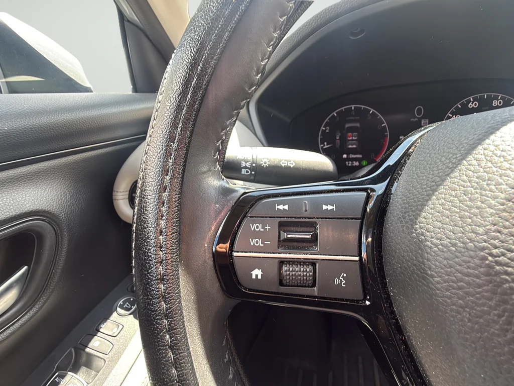 Used 2024  Honda EX-L image 9