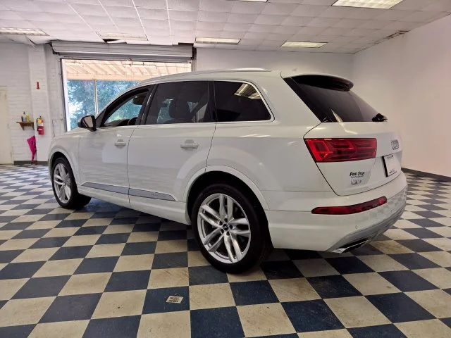 Used 2017 White Audi 3.0 TDI Premium Plus image 5