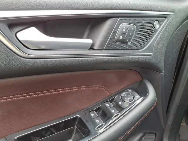 Used 2020 Black Ford Titanium image 21