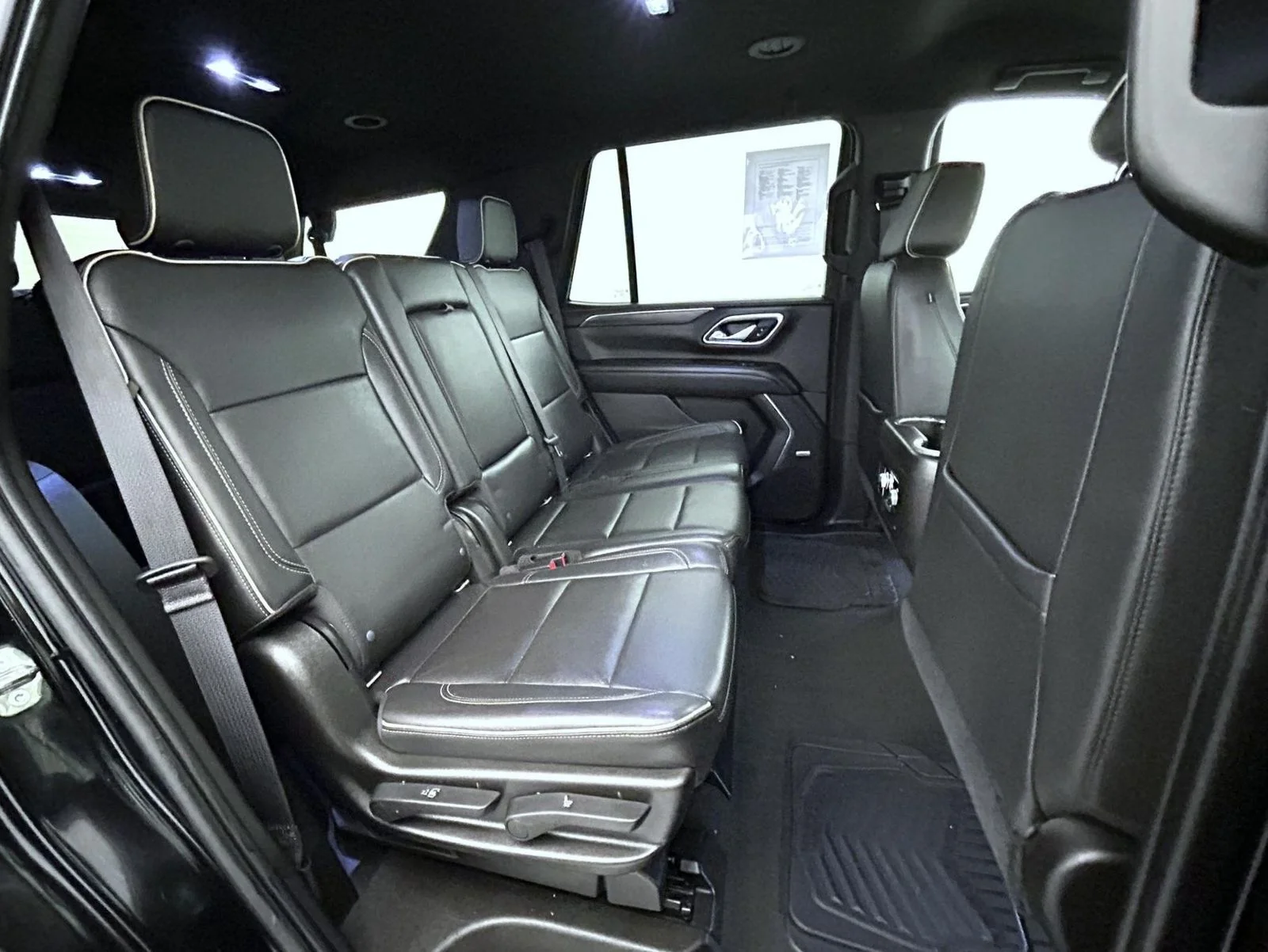 Used 2021 Black GMC SLT image 18