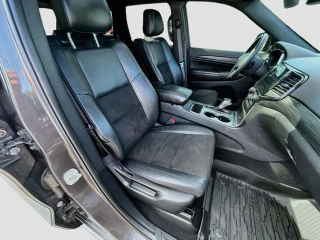 Used 2019 Gray Jeep Altitude image 30