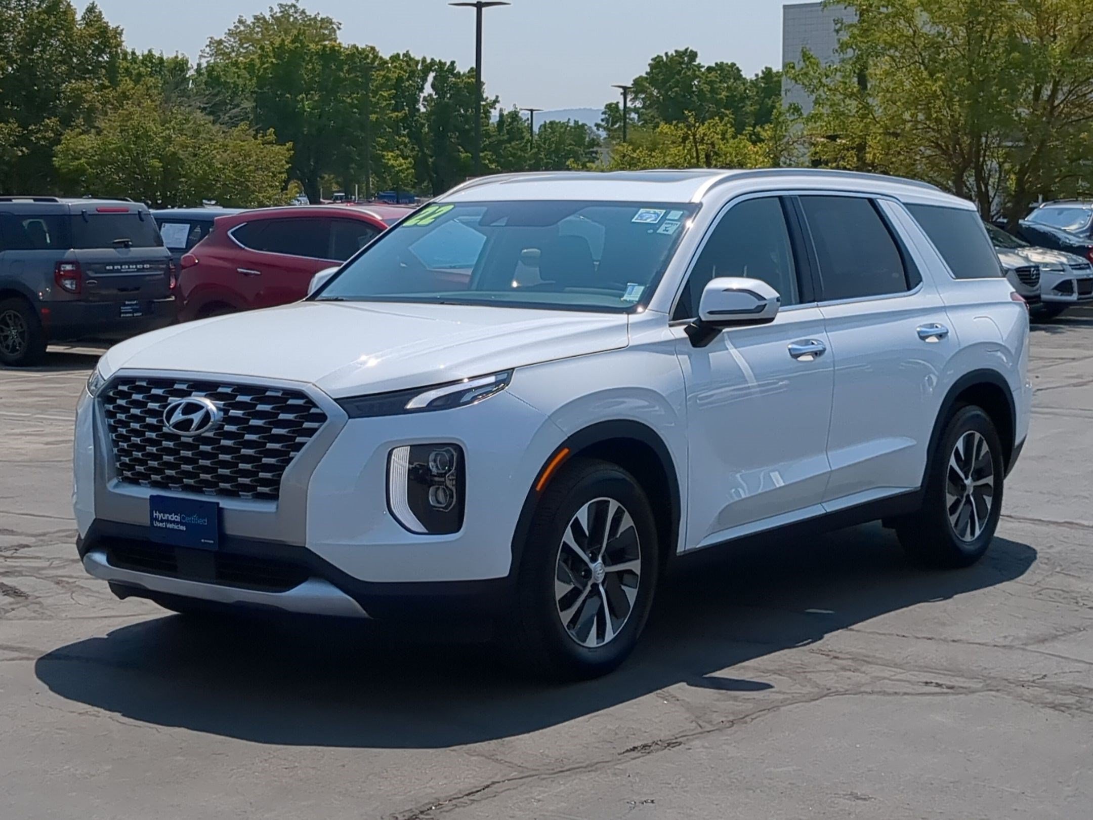 Certified Used 2022 Hyper White Hyundai SEL image 8