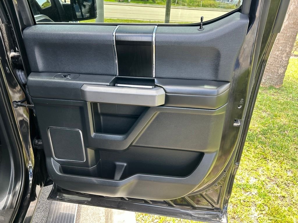 Used 2019 Black Ford Platinum image 48
