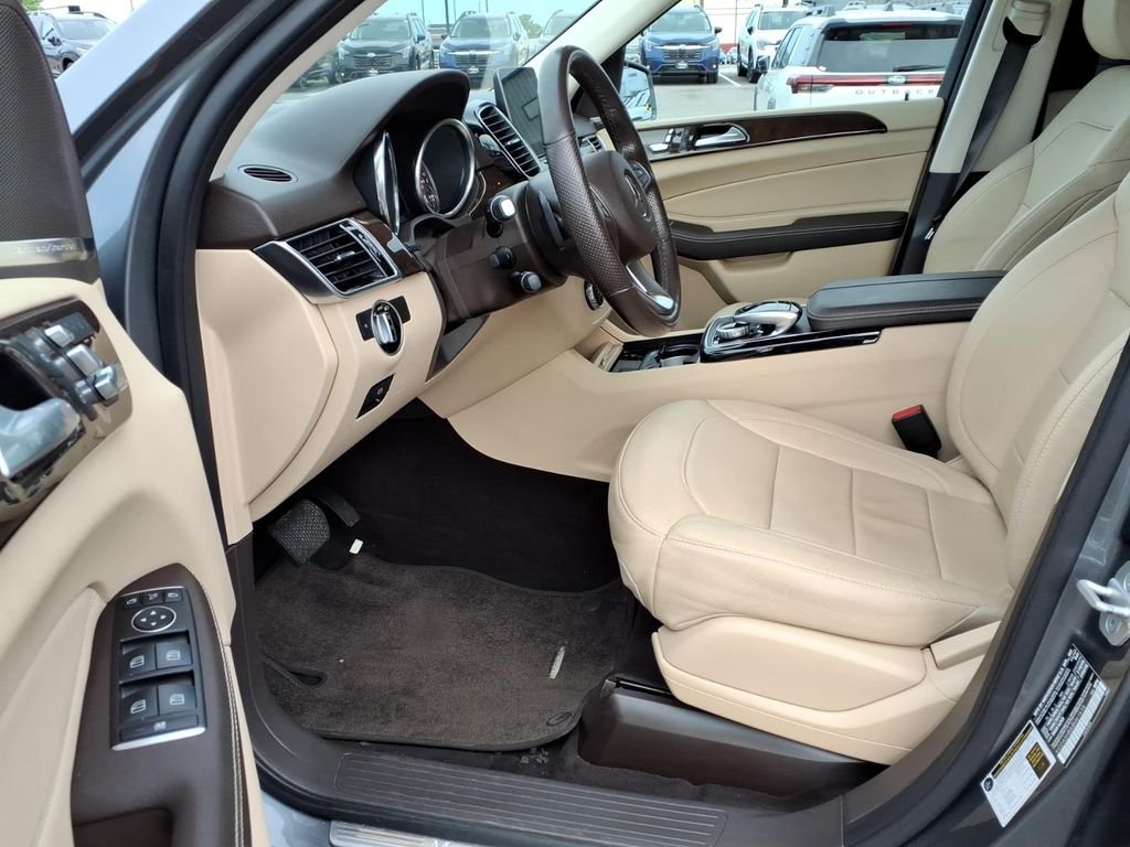 Used 2018 Gray Mercedes-Benz GLE 350 image 18