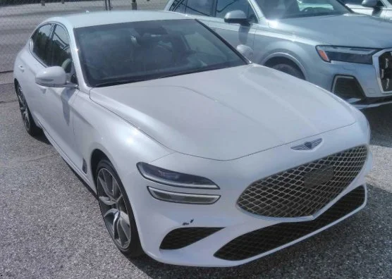 2025 Genesis G70 2.5T
