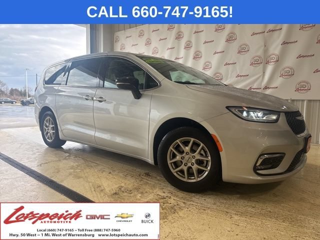 2024 Chrysler Pacifica Touring L