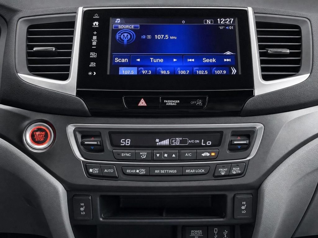 Used 2018  Honda EX-L image 25
