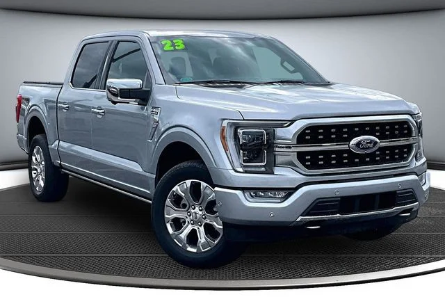 Used 2023 Silver Metallic Ford Platinum image 3