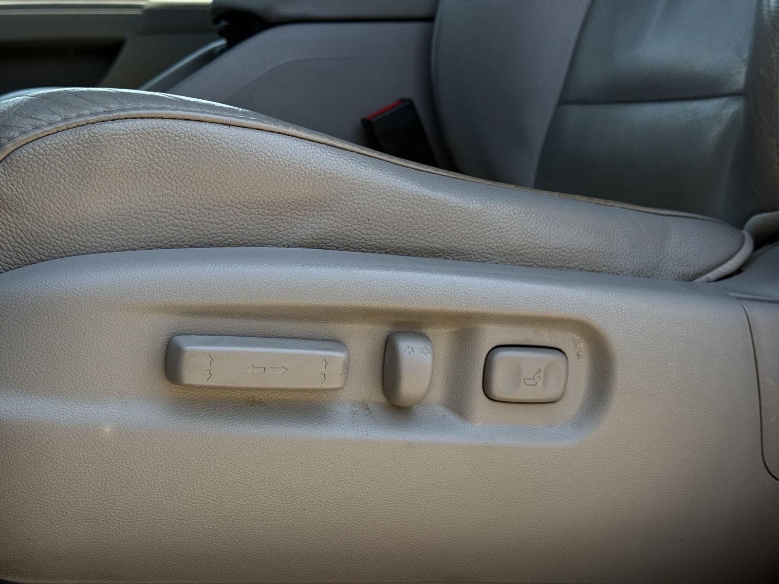 Used 2012 Bali Blue Pearl Honda EX-L image 11