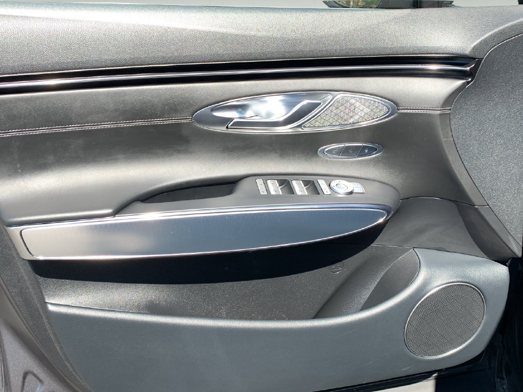 2023 GENESIS GV70 Standard - Photo 11