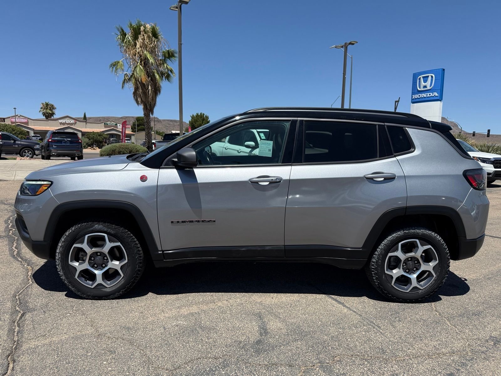 2022 Jeep Compass Trailhawk - Photo 10