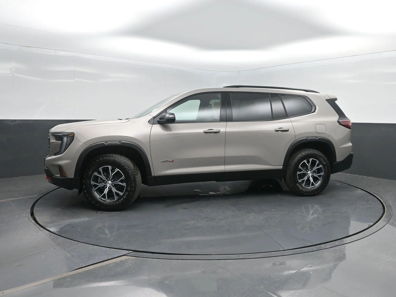 2026 GMC Acadia AT4 AWD's photo