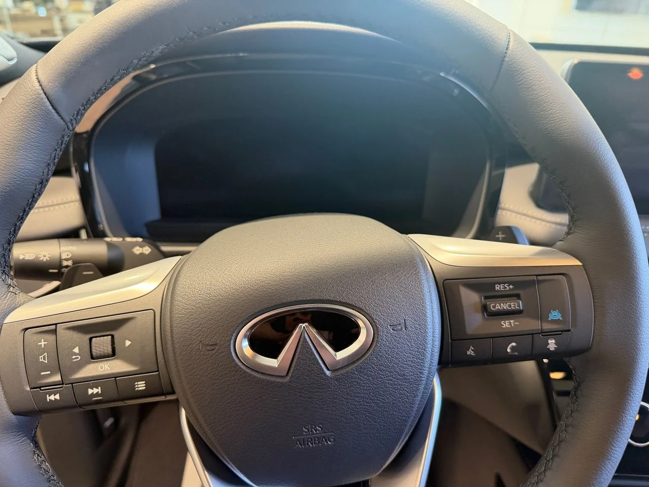 New 2027 HARBOR GRAY INFINITI Sport AWD image 24