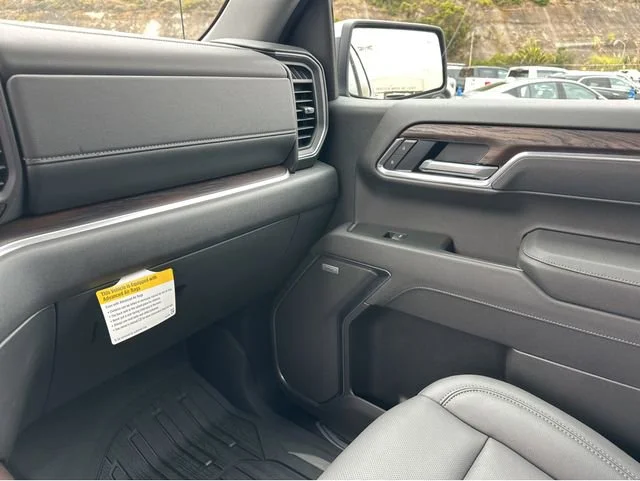 New 2026 Onyx Black GMC SLT image 7