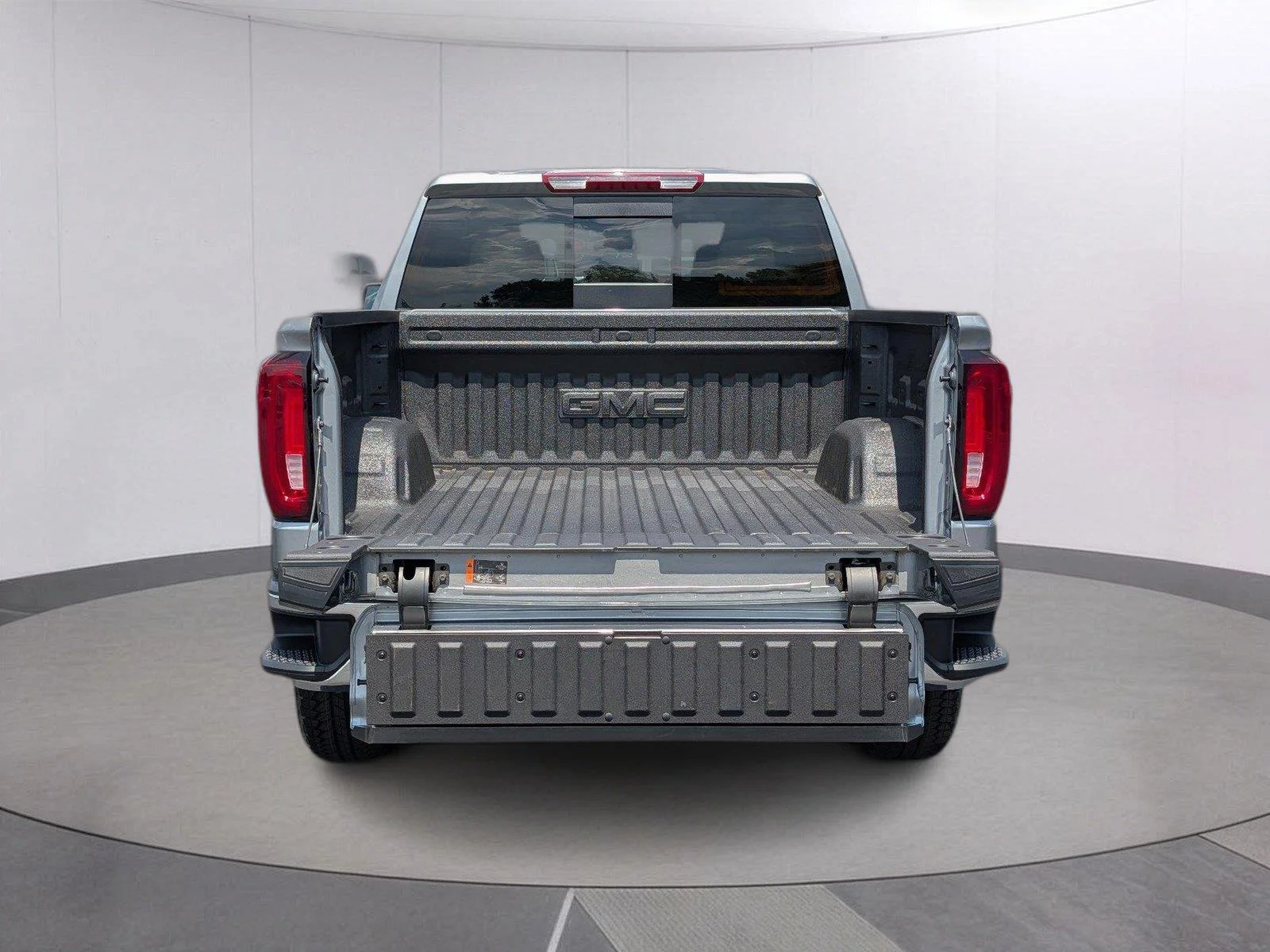 New 2026 Sterling Metallic GMC SLT image 5