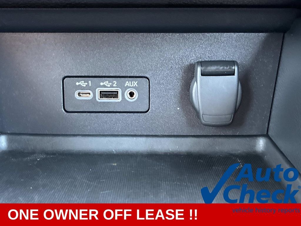 Used 2023 Black Nissan SR image 29