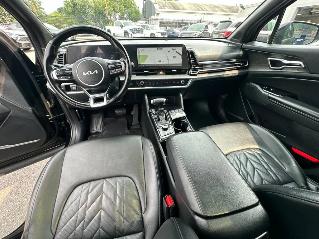Used 2023 Black Kia X-Line image 24