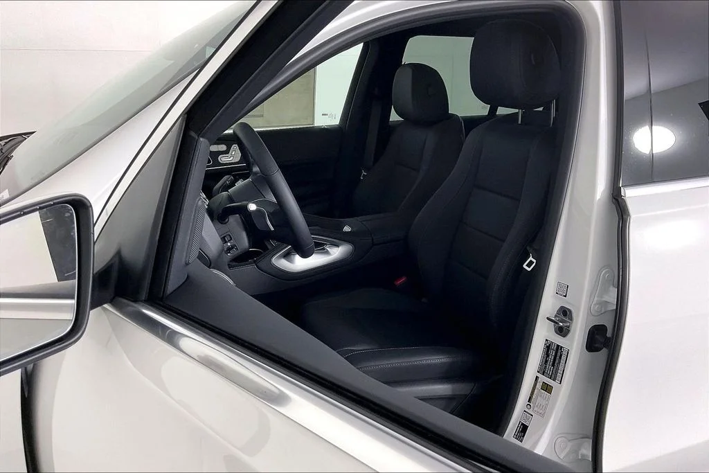 New 2026 White Mercedes-Benz GLE 450 image 9