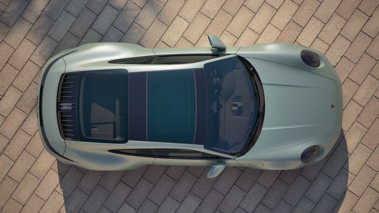 New 2027 Shade Green Metallic Porsche Carrera 4S image 5