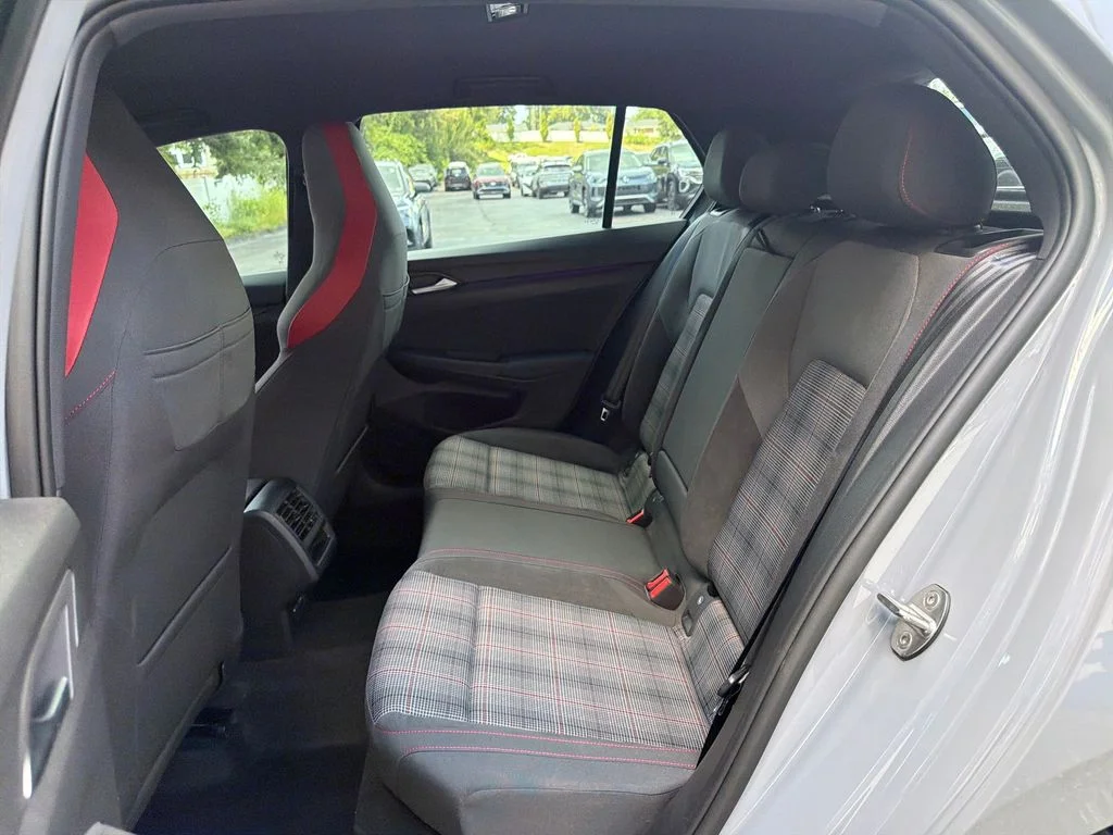Used 2024  Volkswagen 2.0T S image 23