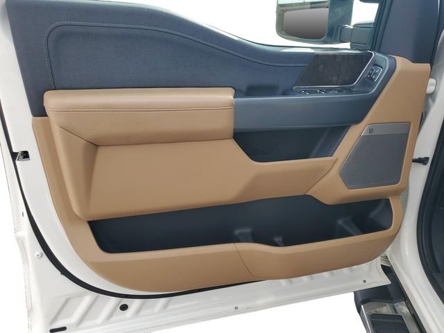Used 2021 White Ford Lariat image 8