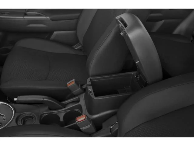 Used 2015  Mitsubishi 2.4 ES image 17