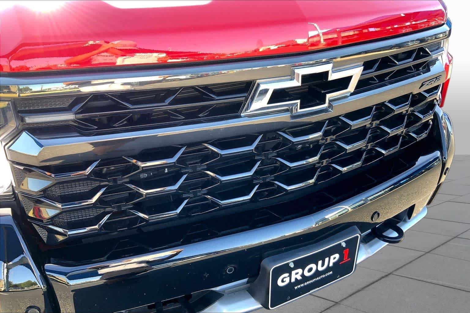 Certified Used 2025 Red Hot Chevrolet ZR2 image 30