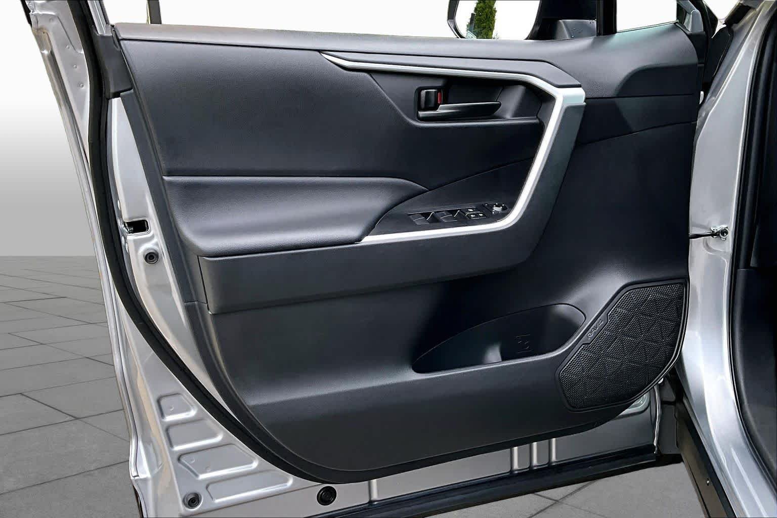 Used 2023 Silver Sky Metallic Toyota LE image 22